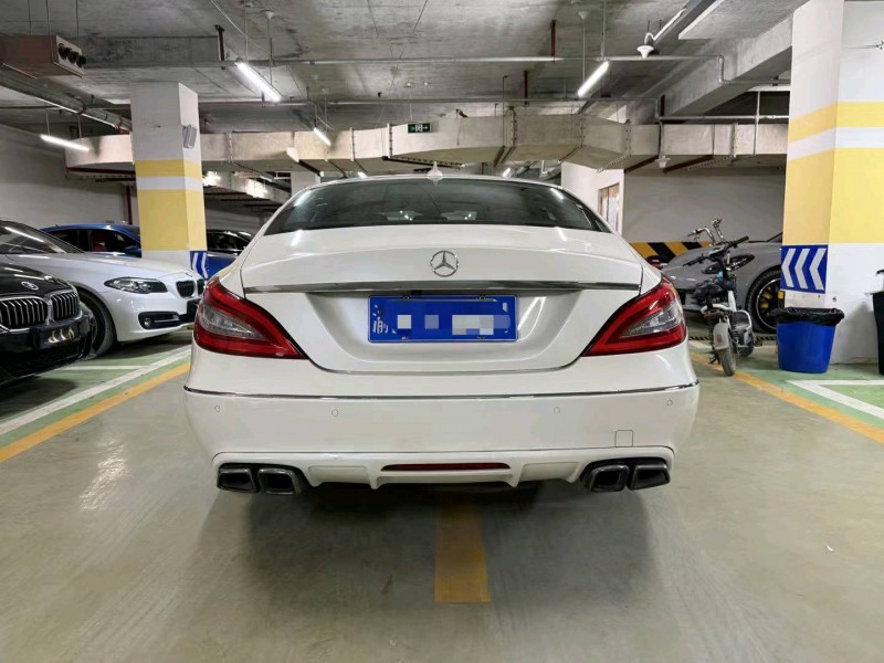 成都14年奔驰CLS5