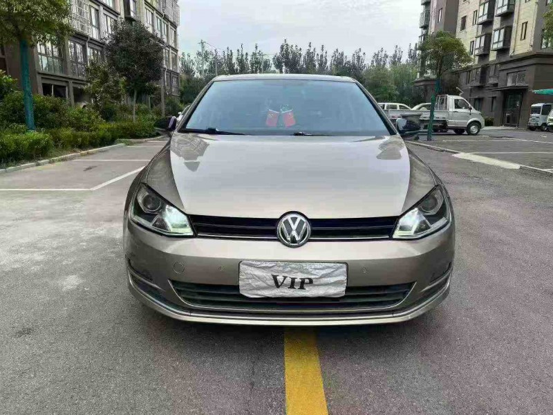 徐州17年大众高尔夫1