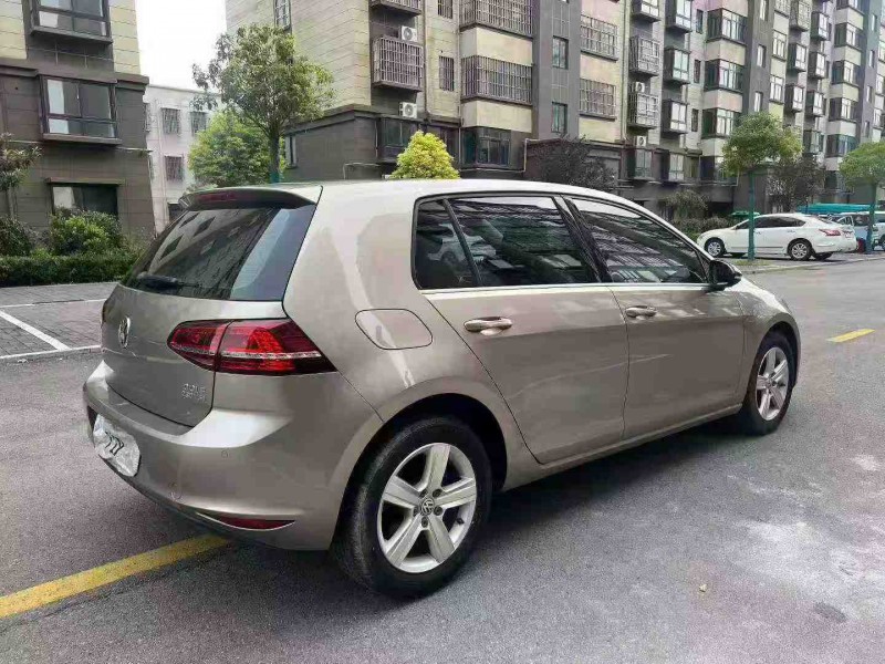 徐州17年大众高尔夫7