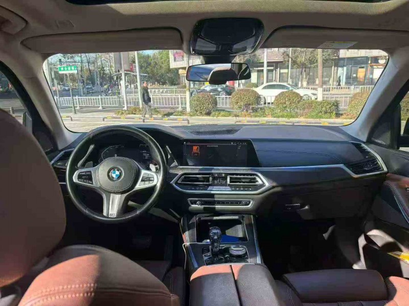 金华21年宝马X56