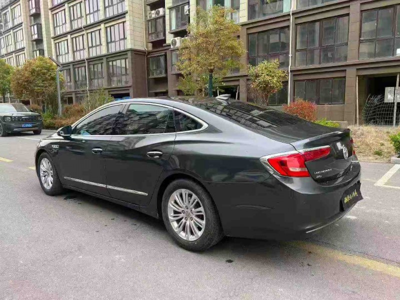 徐州17年别克君越7