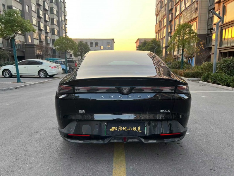 徐州24年极狐汽车阿尔法9