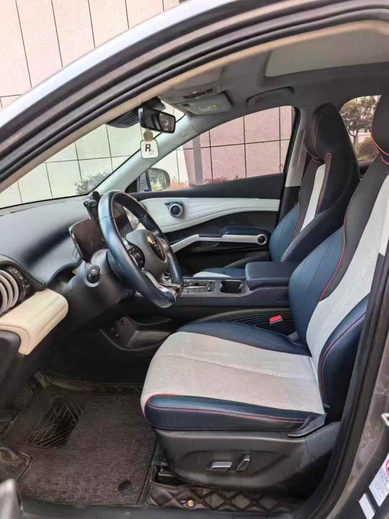 金华23年比亚迪元4