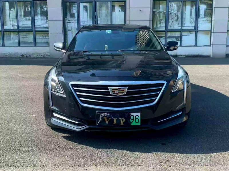 南平18年凯迪拉克CT61