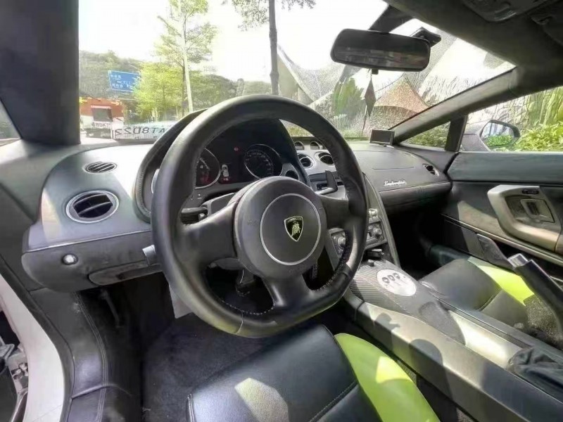 深圳13年兰博基尼LP560-45