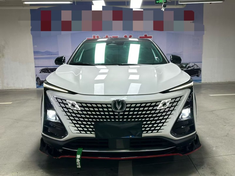 成都21年长安汽车UNI1