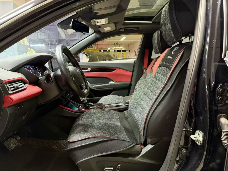 成都22年东风奕炫5