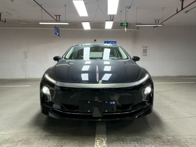 成都25年红旗E-QM51