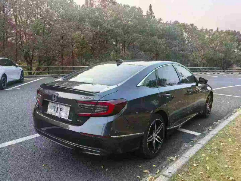 常州22年本田雅阁8