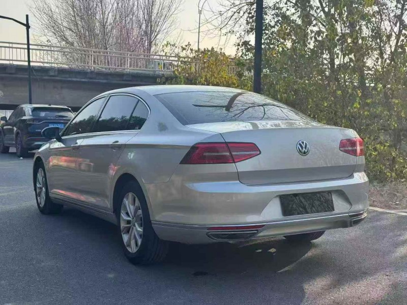 马鞍山18年大众迈腾8