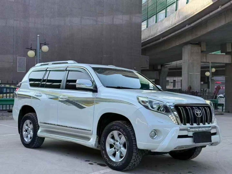 长治16年丰田普拉多3