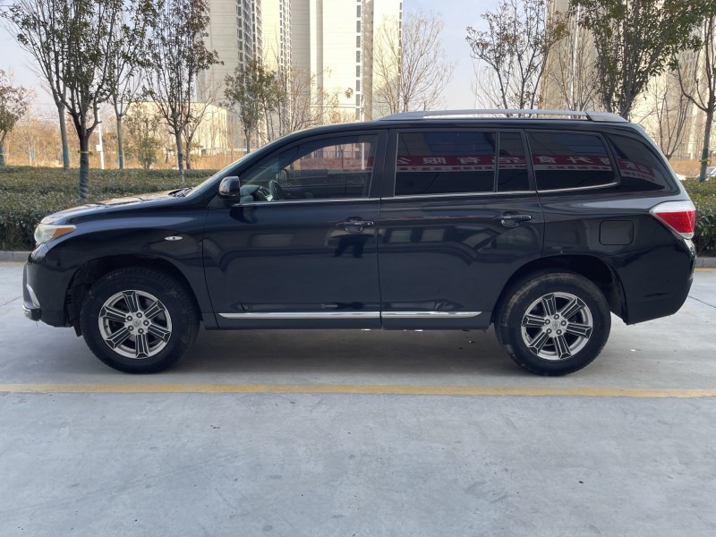 济宁13年丰田汉兰达5