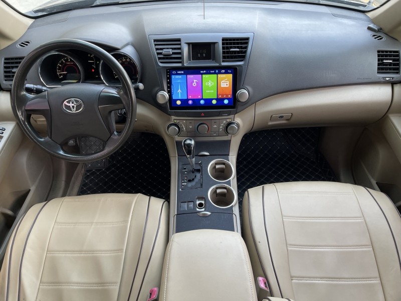 济宁13年丰田汉兰达8