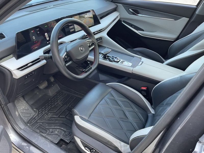 济宁23年长安汽车CS756