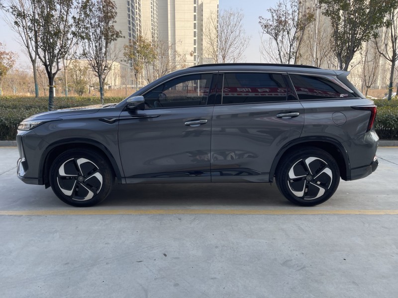 济宁23年长安汽车CS757