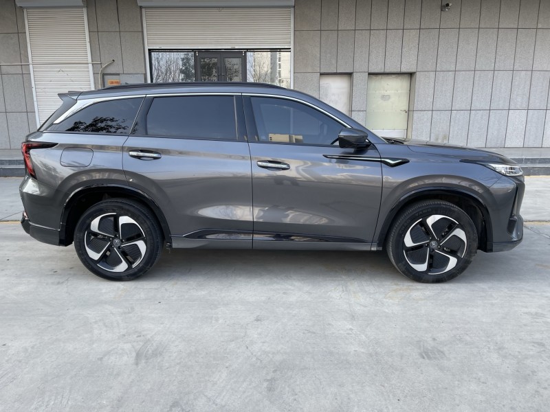 济宁23年长安汽车CS758