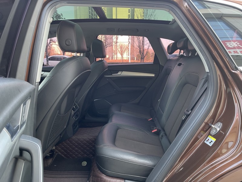 济宁18年奥迪Q55