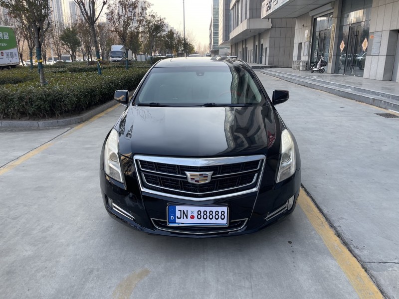 济宁16年凯迪拉克XTS1
