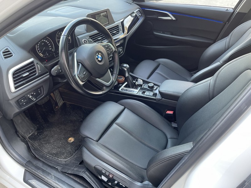 济宁19年宝马1系7