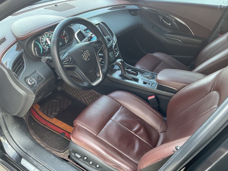 济宁15年别克君越5