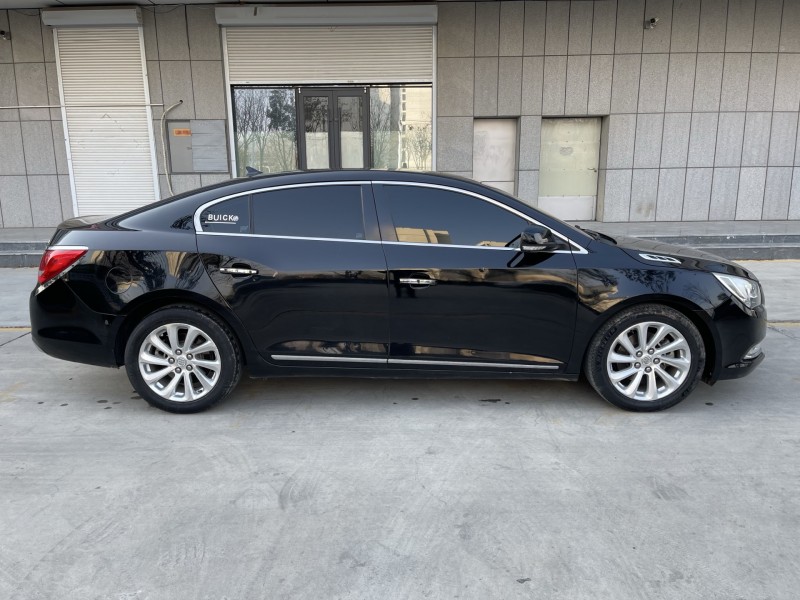 济宁15年别克君越8