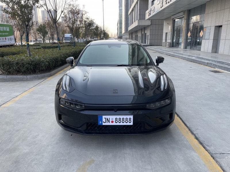 济宁23年极氪汽车0011