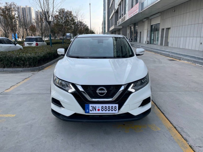 济宁24年日产逍客1