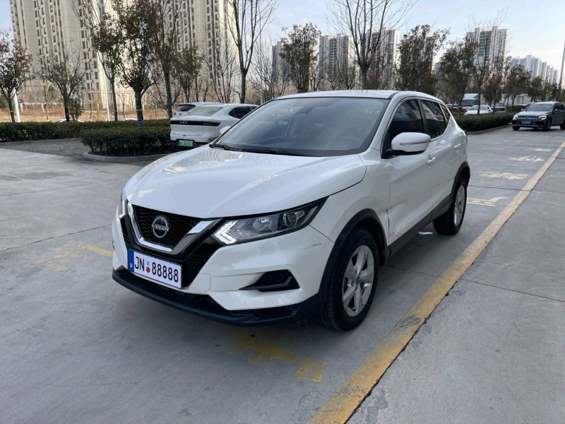 济宁24年日产逍客2