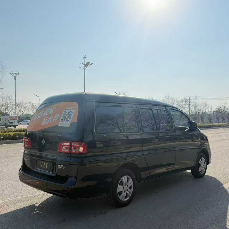 济宁22年东风菱智8