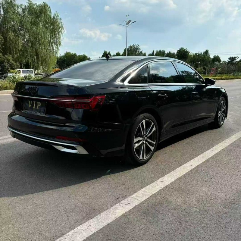 济南23年奥迪A6L9