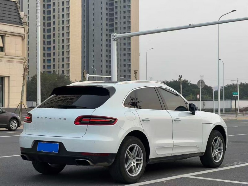 郑州18年保时捷Macan7