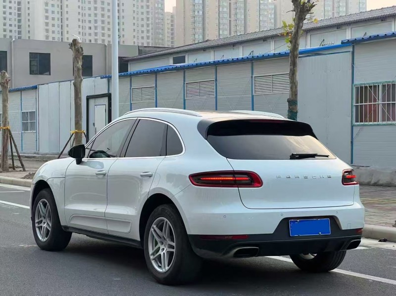 郑州18年保时捷Macan8