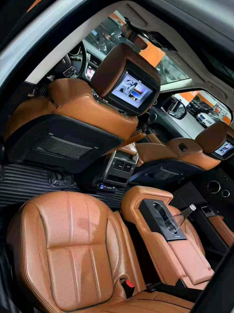 无锡18年路虎揽胜运动3