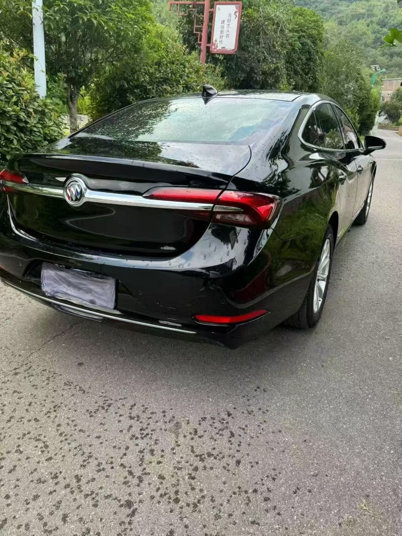 萍乡21年别克君越6