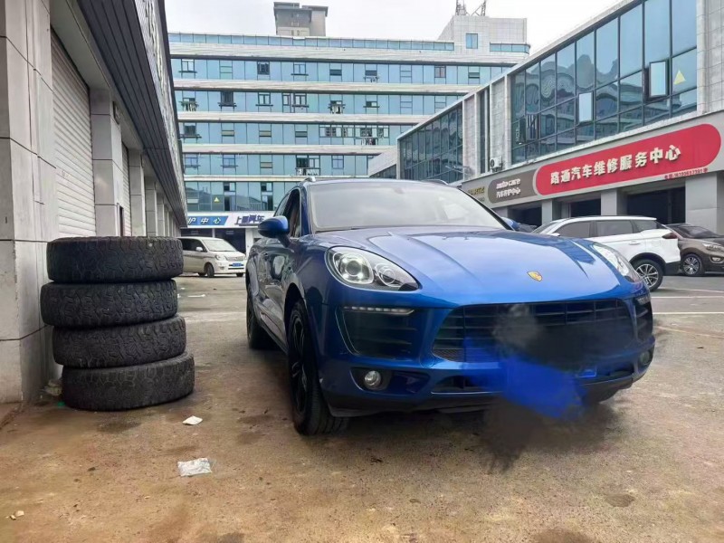 萍乡15年保时捷Macan2