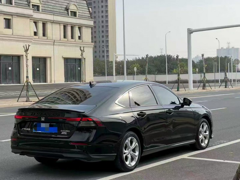 郑州23年本田雅阁8