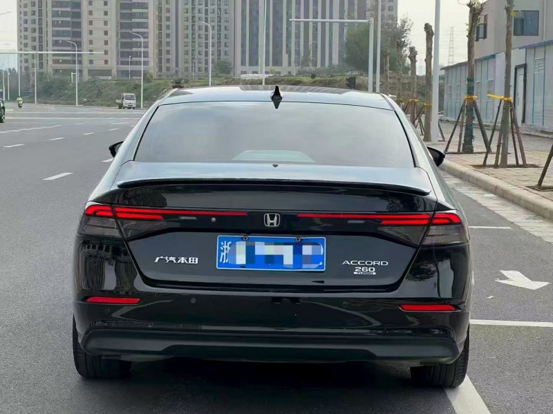 郑州23年本田雅阁9