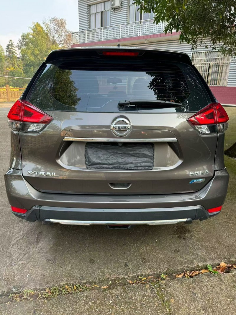 萍乡18年日产奇骏5