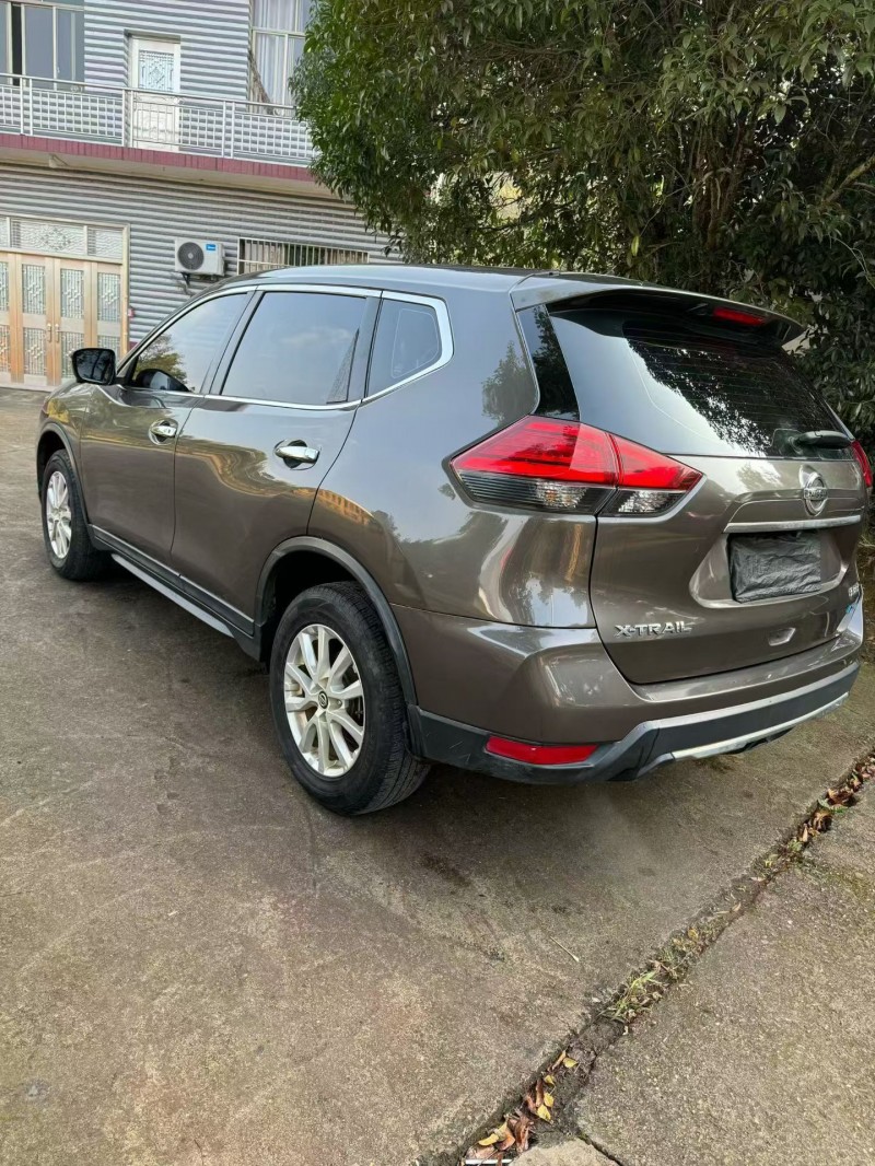 萍乡18年日产奇骏6