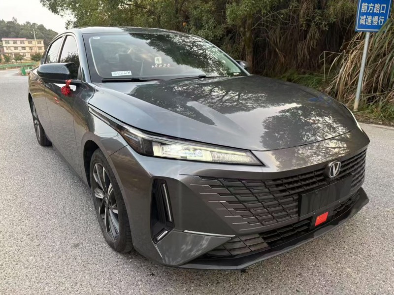 萍乡24年长安汽车逸动3