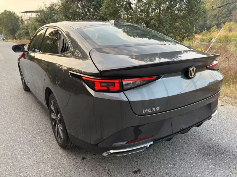 萍乡24年长安汽车逸动5