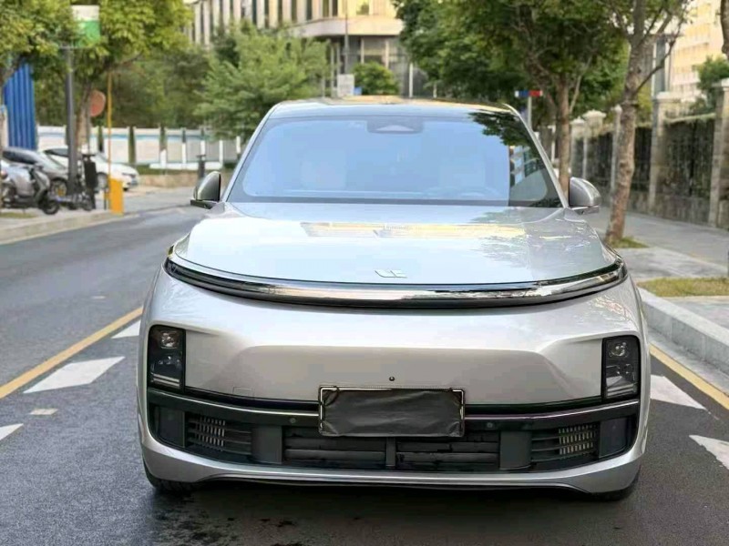 深圳23年理想L81