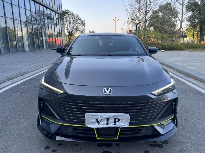 常德22年长安汽车UNI1