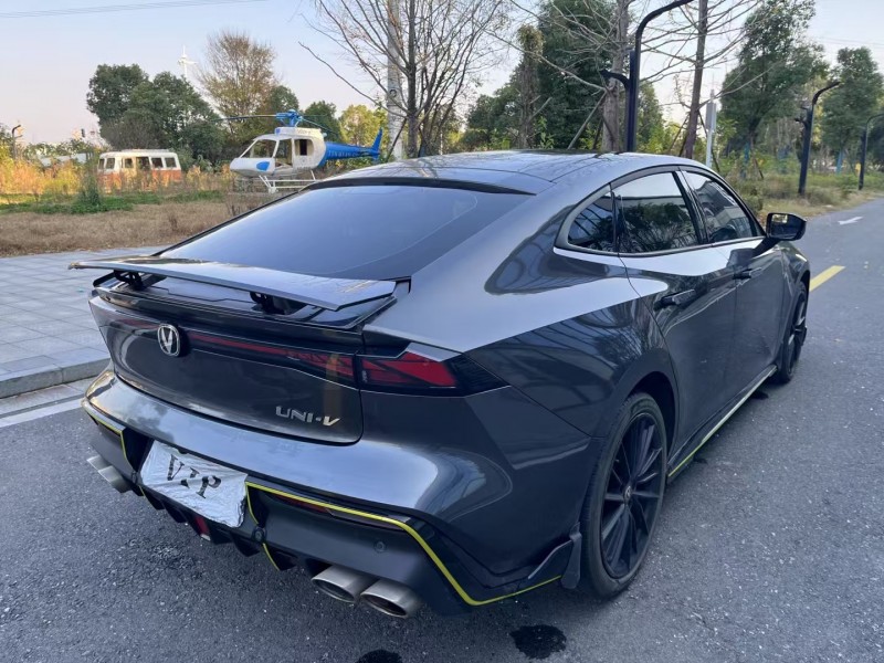 常德22年长安汽车UNI7