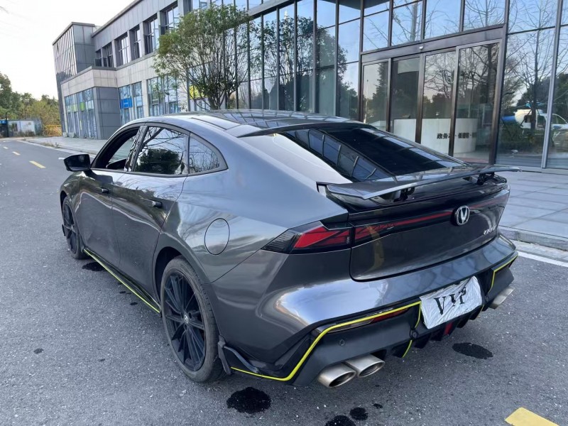 常德22年长安汽车UNI8