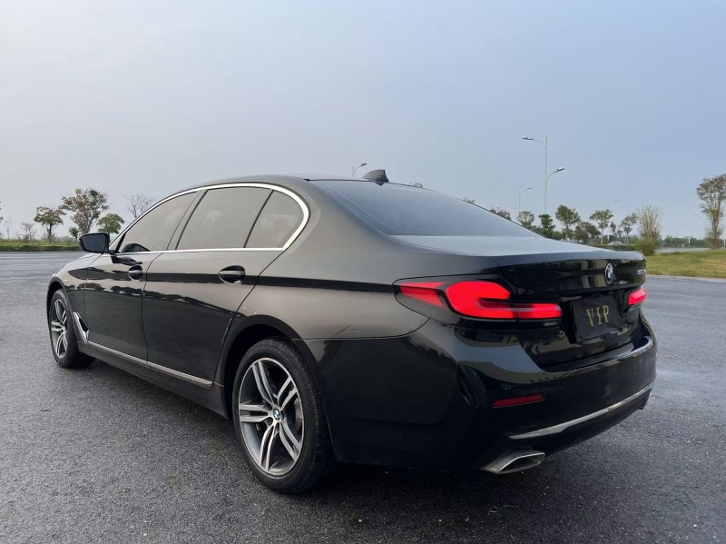 盐城22年宝马5系9