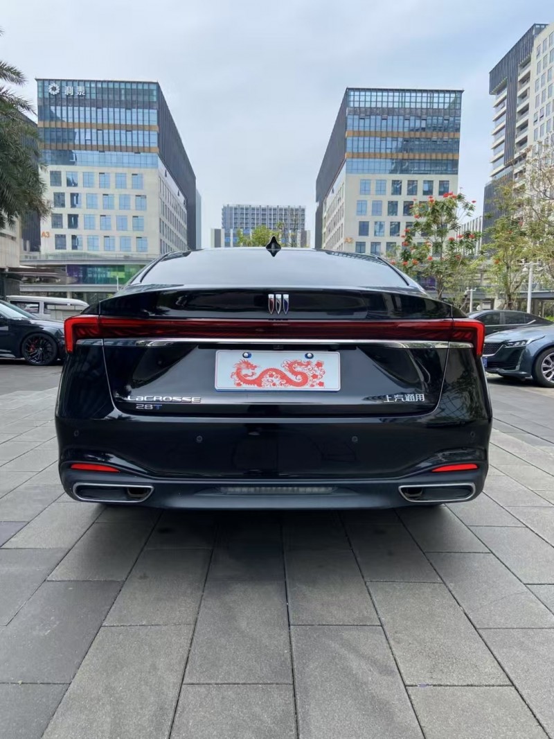 佛山23年别克君越9