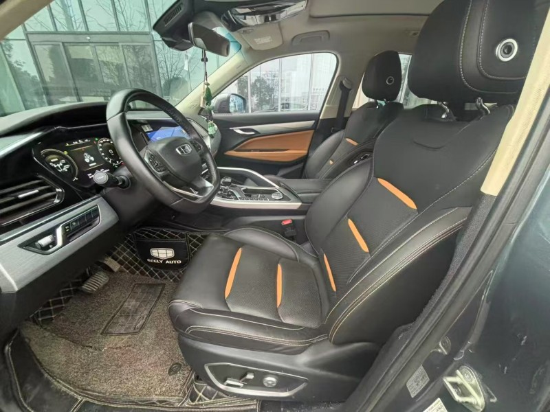 常德19年吉利星越4