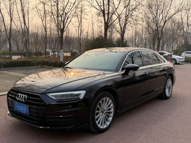 聊城21年奥迪A8L2