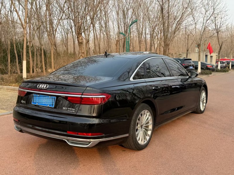 聊城21年奥迪A8L6